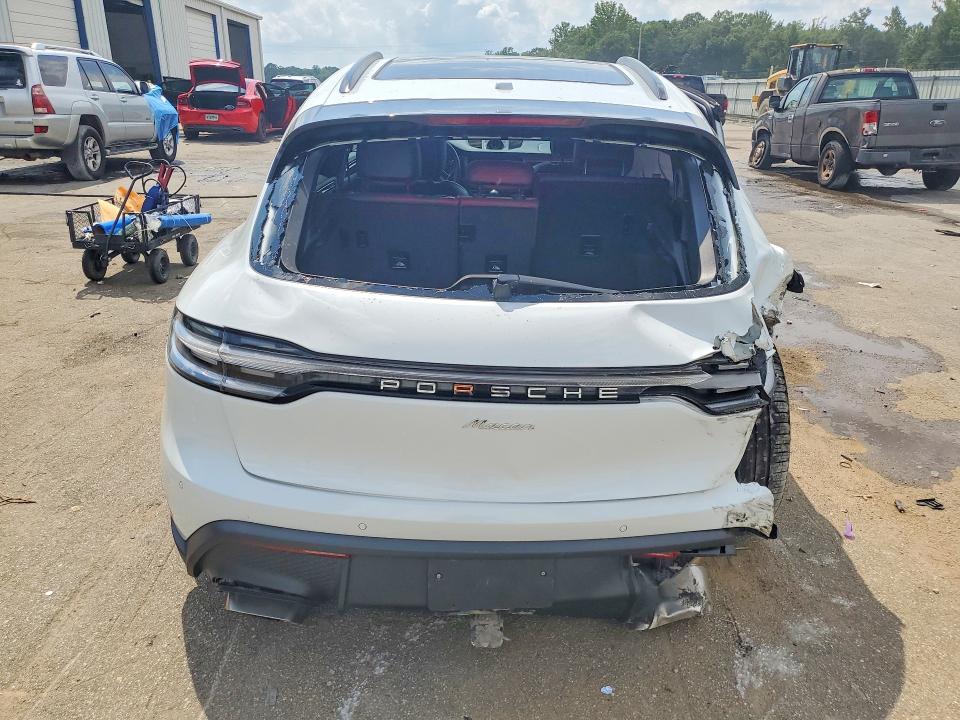 2022 Porsche Macan მანქანა იყიდება აუქციონზე, vin: WP1AA2A53NLB05580, აუქციონის ნომერი: 64234236