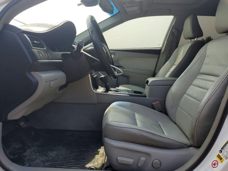 64343566 :رقم المزاد ، 4T1BD1FK7HU201762 vin ، 2017 Toyota Camry مزاد بيع