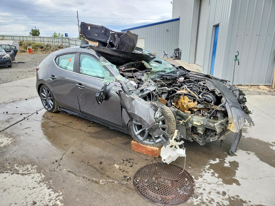 Продаж на аукціоні авто 2019 Mazda 3, vin: JM1BPAMMXK1141761, номер лоту: 66272196