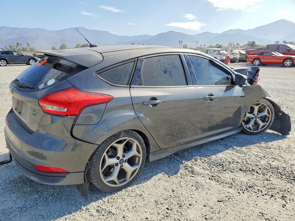 Aukcja sprzedaży 2015 Ford Focus, vin: 1FADP3L93FL375242, numer aukcji: 63805956