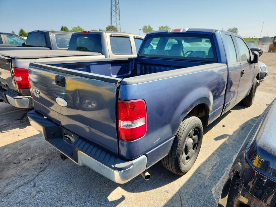 63528366 :رقم المزاد ، 1FTRX12W56NA02834 vin ، 2006 Ford F150 مزاد بيع