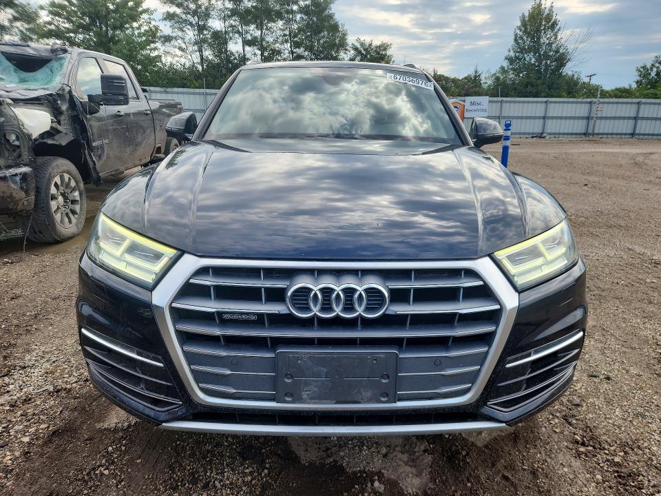 67036976 :رقم المزاد ، WA1BNAFY8J2133635 vin ، 2018 Audi Q5 مزاد بيع