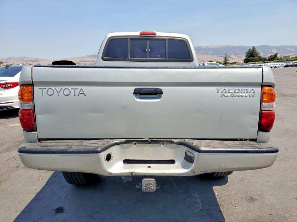 64646206 :رقم المزاد ، 5TESN92N7YZ700407 vin ، 2000 Toyota Tacoma مزاد بيع