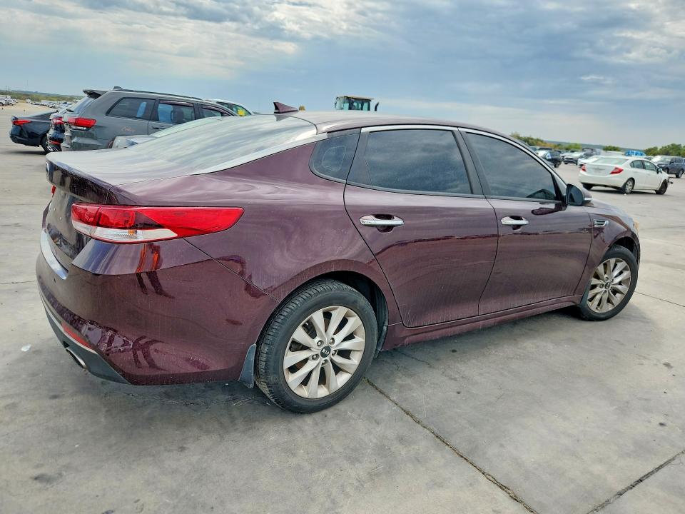 Продажа на аукционе авто 2018 Kia Optima, vin: 5XXGT4L34JG255690, номер лота: 66578386