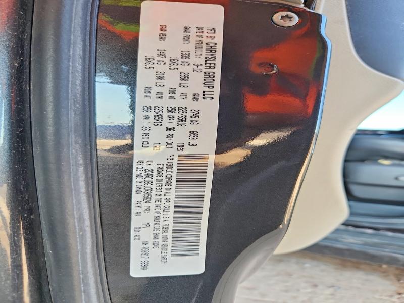 66273796 :رقم المزاد ، 2C4RC1BG1CR305824 vin ، 2012 Chrysler Town & Country مزاد بيع