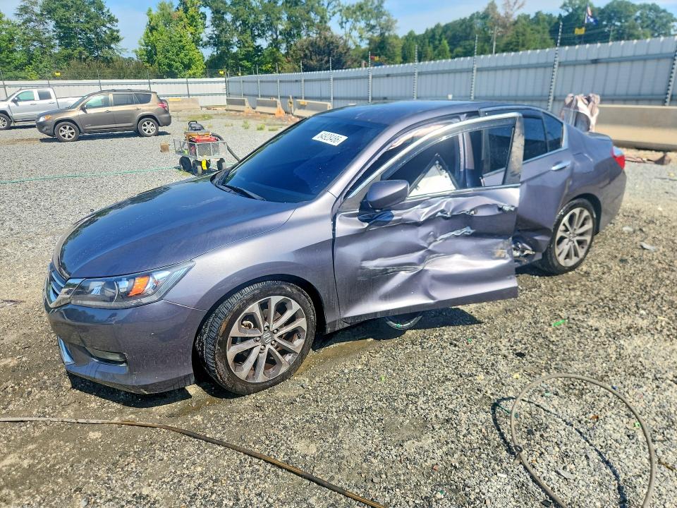 2015 Honda Accord მანქანა იყიდება აუქციონზე, vin: 1HGCR2F53FA111096, აუქციონის ნომერი: 64928486
