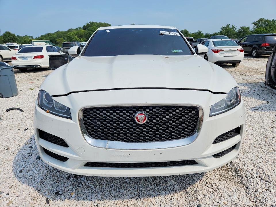 Продаж на аукціоні авто 2018 Jaguar F-pace, vin: SADCJ2GX9JA237580, номер лоту: 64390456