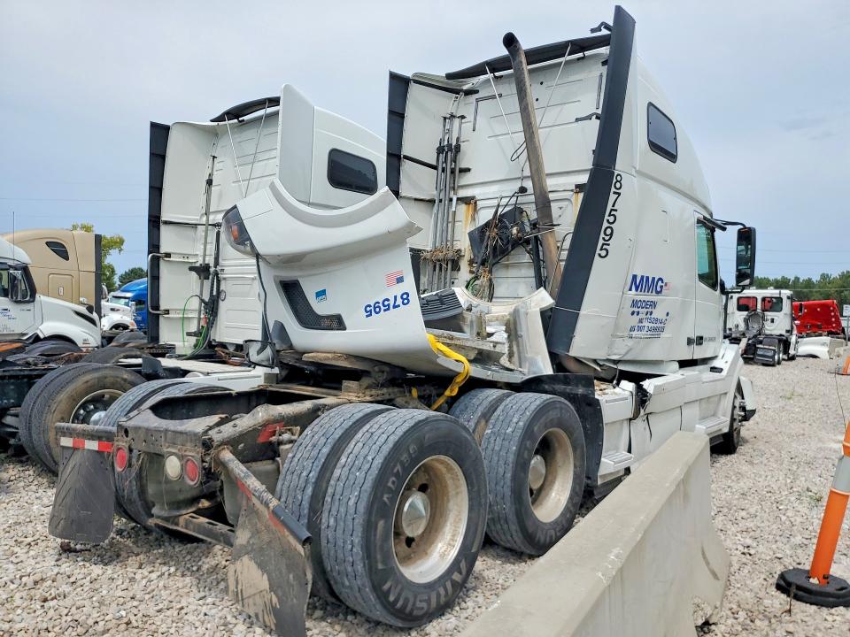 69454646 :رقم المزاد ، 4V4NC9TG9GN960266 vin ، 2016 Volvo Vn مزاد بيع