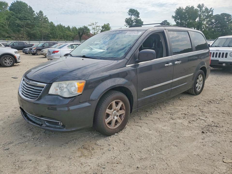 2011 Chrysler Town & Country მანქანა იყიდება აუქციონზე, vin: 2A4RR5DG7BR770944, აუქციონის ნომერი: 64033436