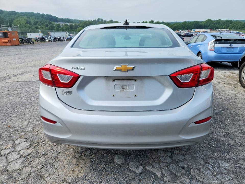 2018 Chevrolet Cruze მანქანა იყიდება აუქციონზე, vin: 1G1BC5SM1J7158006, აუქციონის ნომერი: 64006556