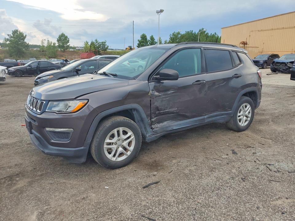 66057816 :رقم المزاد ، 3C4NJCAB7JT255043 vin ، 2018 Jeep Compass مزاد بيع