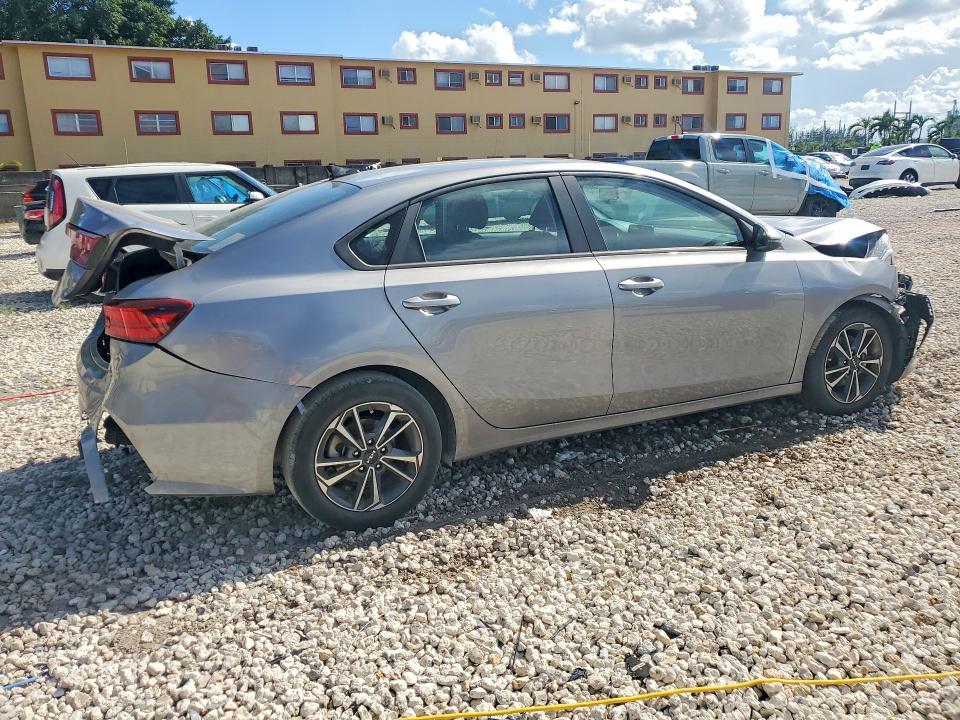 2024 Kia Forte მანქანა იყიდება აუქციონზე, vin: 3KPF24AD6RE734451, აუქციონის ნომერი: 66801216