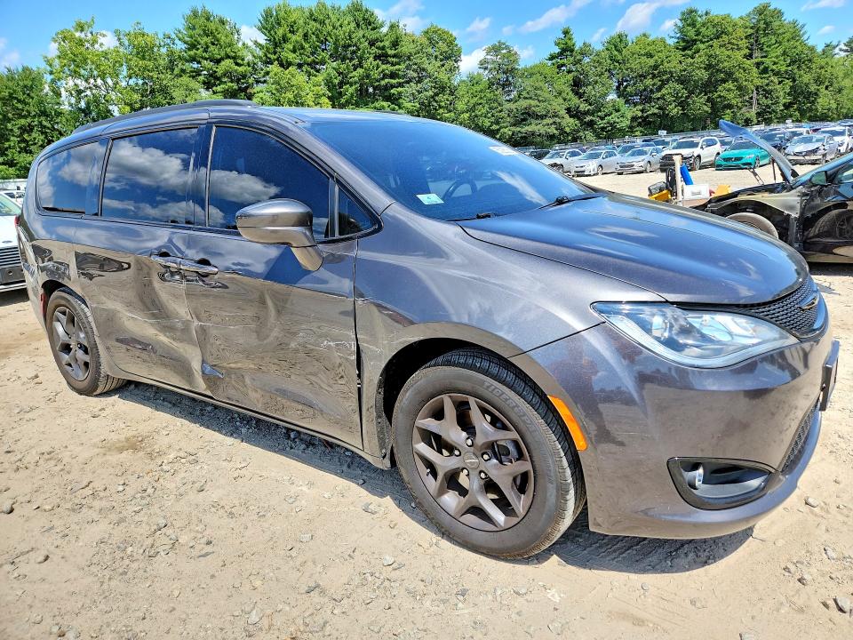 Продажа на аукционе авто 2019 Chrysler Pacifica, vin: 2C4RC1BG6KR549306, номер лота: 65025536