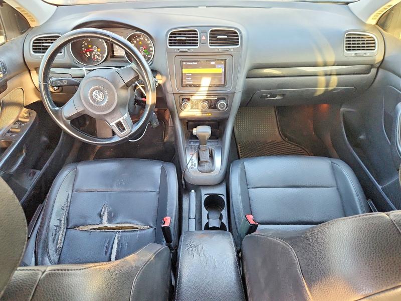 62306186 :رقم المزاد ، 3VWPZ7AJ4AM652832 vin ، 2010 Volkswagen Jetta مزاد بيع