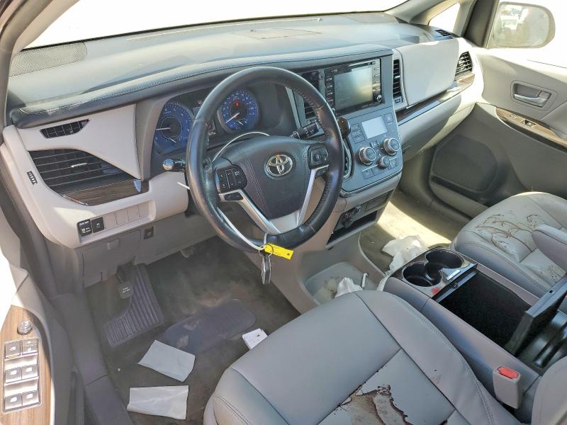 66114906 :رقم المزاد ، 5TDYZ3DC8JS928331 vin ، 2018 Toyota Sienna مزاد بيع