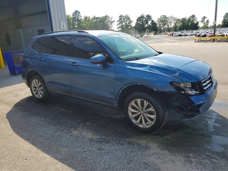 66039796 :رقم المزاد ، 3VV0B7AX4LM057660 vin ، 2020 Volkswagen Tiguan مزاد بيع