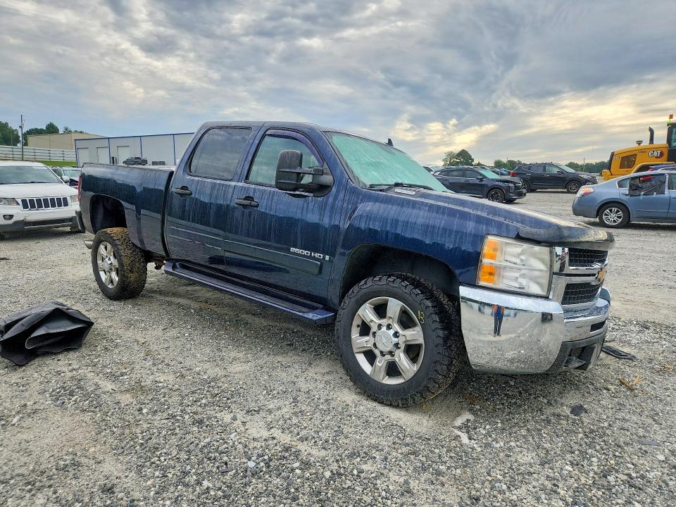 Продаж на аукціоні авто 2007 Chevrolet Silverado, vin: 1GCHK23677F509373, номер лоту: 64498486