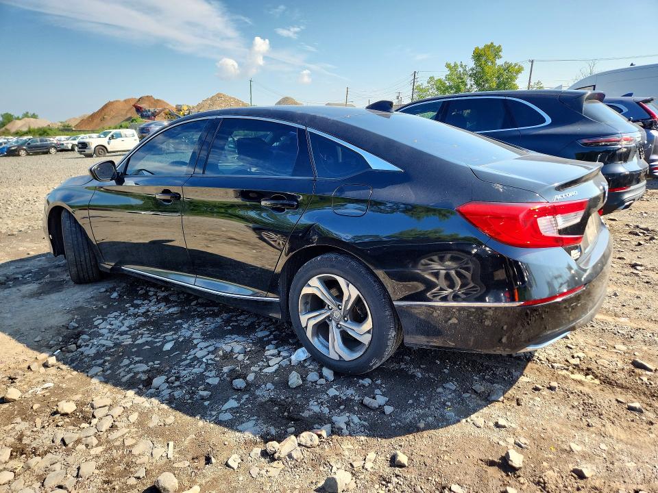 Продажа на аукционе авто 2018 Honda Accord, vin: 1HGCV1F46JA106710, номер лота: 64245136