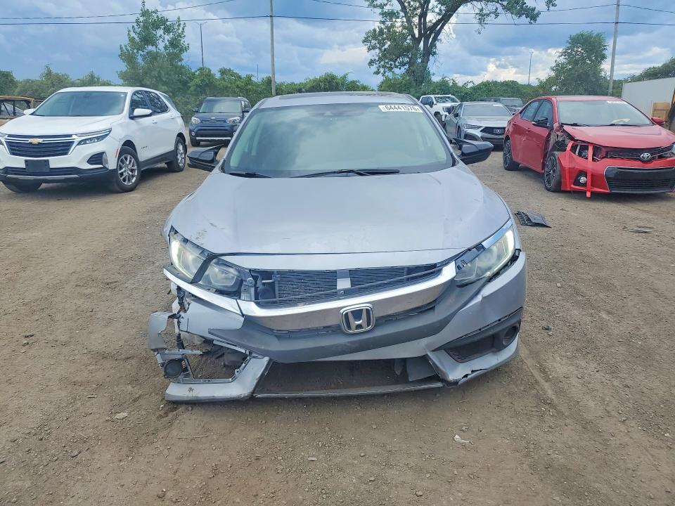 Продажа на аукционе авто 2018 Honda Civic, vin: 2HGFC2F87JH012669, номер лота: 64441576