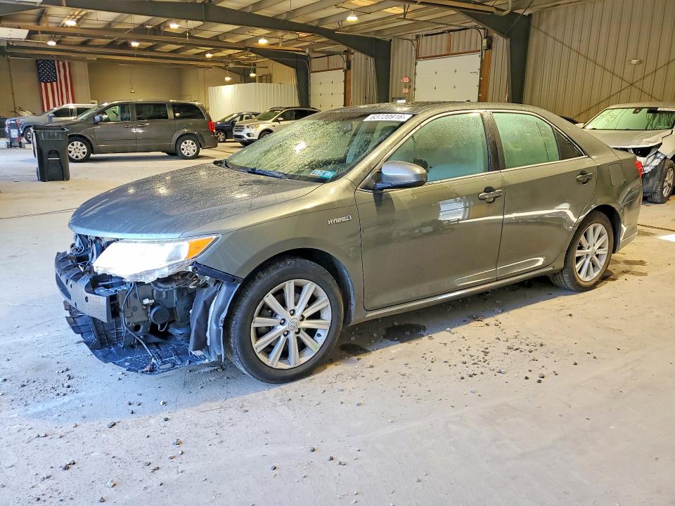2012 Toyota Camry Hybrid მანქანა იყიდება აუქციონზე, vin: 4T1BD1FK7CU047031, აუქციონის ნომერი: 63720916