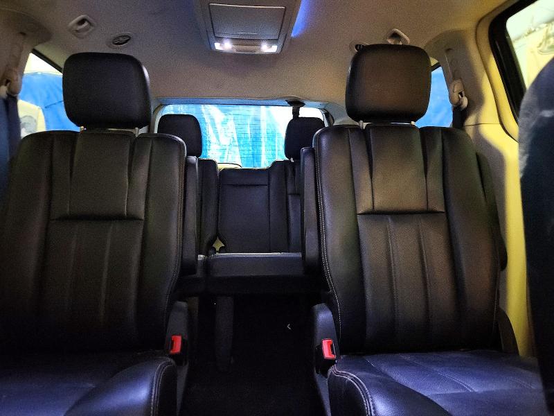 65808796 :رقم المزاد ، 2C4RC1BGXCR320547 vin ، 2012 Chrysler Town & Country مزاد بيع