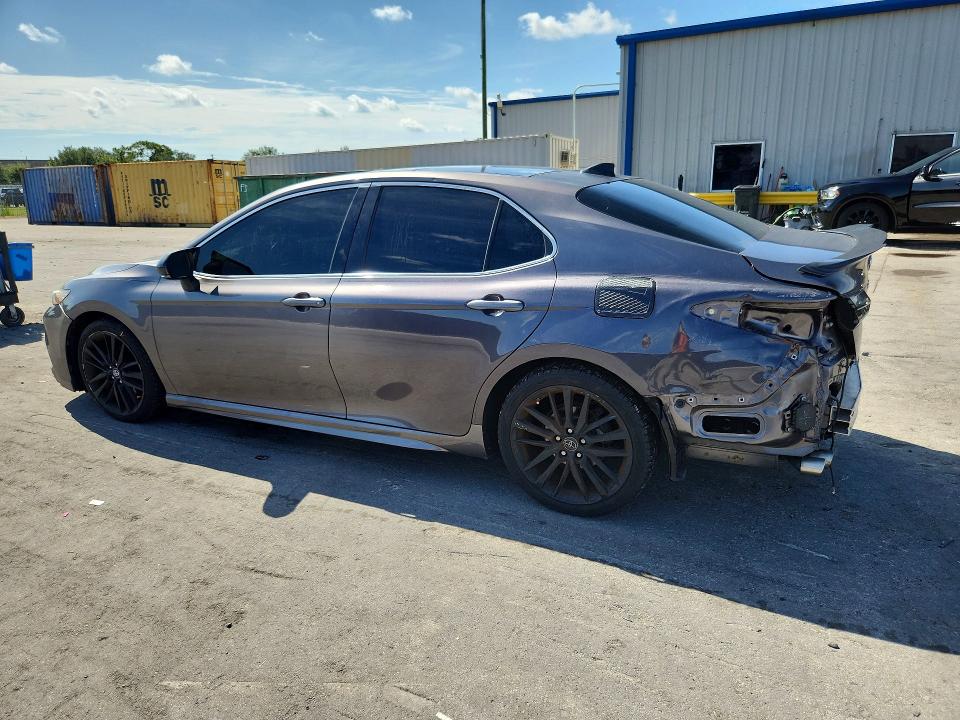 2018 Toyota Camry მანქანა იყიდება აუქციონზე, vin: 4T1B61HK1JU120012, აუქციონის ნომერი: 66349136