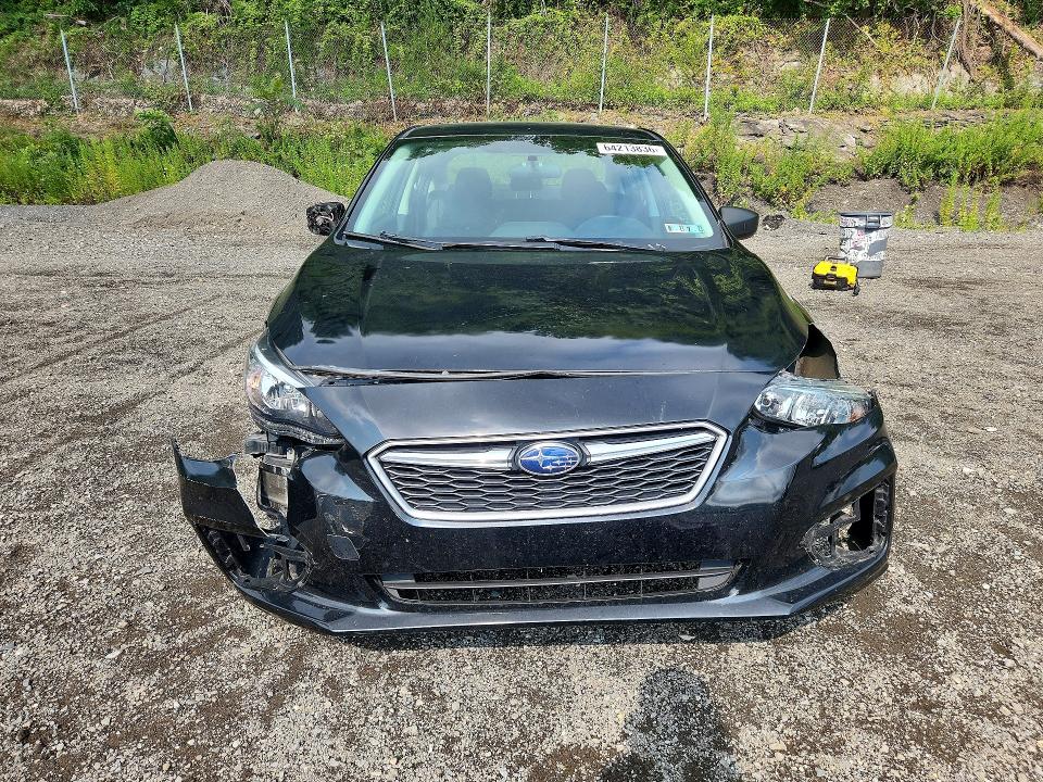 64213836 :رقم المزاد ، 4S3GKAA60J3613706 vin ، 2018 Subaru Impreza مزاد بيع