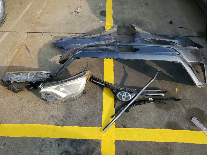Aukcja sprzedaży 2017 Toyota Rav4, vin: JTMBFREV6HJ703477, numer aukcji: 64491746
