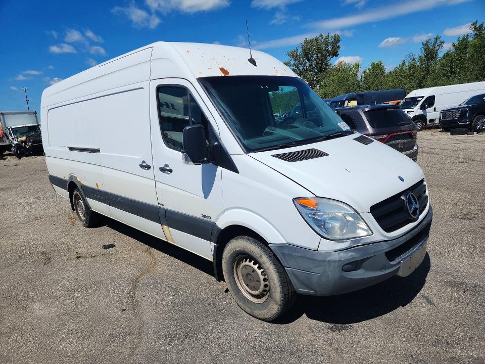 62343636 :رقم المزاد ، WD3PE8CC1C5671358 vin ، 2012 Mercedes-benz Sprinter مزاد بيع
