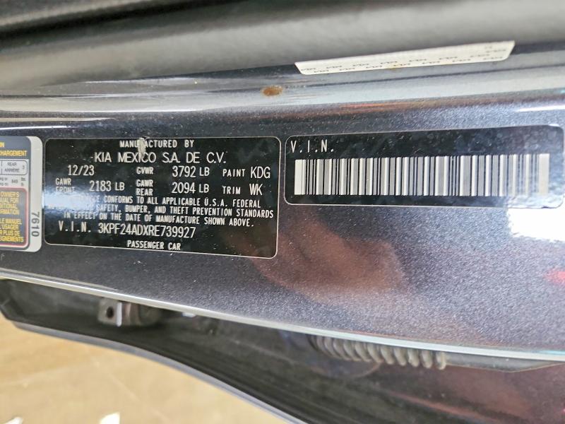 63188576 :رقم المزاد ، 3KPF24ADXRE739927 vin ، 2024 Kia Forte مزاد بيع