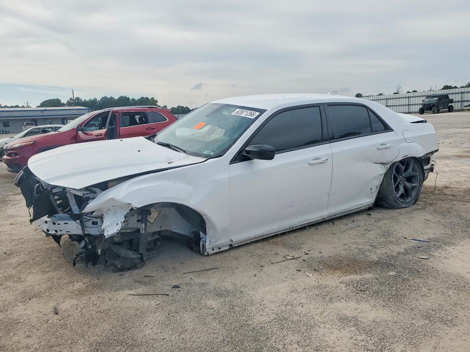 2023 Chrysler 300 მანქანა იყიდება აუქციონზე, vin: 2C3CCAAGXPH706554, აუქციონის ნომერი: 62871266