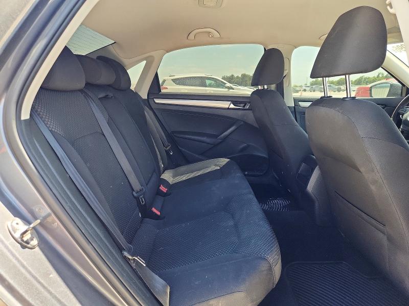 66217996 :رقم المزاد ، 1VWAP7A38DC029037 vin ، 2013 Volkswagen Passat مزاد بيع