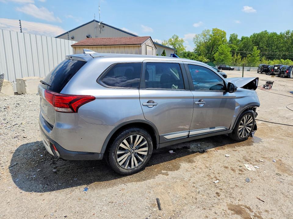 Продаж на аукціоні авто 2020 Mitsubishi Outlander, vin: JA4AD2A30LZ017646, номер лоту: 63842466