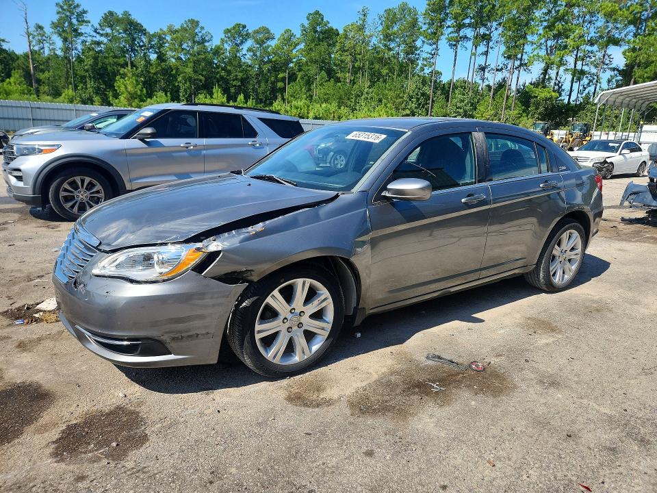 65315316 :رقم المزاد ، 1C3CCBAB6CN318300 vin ، 2012 Chrysler 200 مزاد بيع