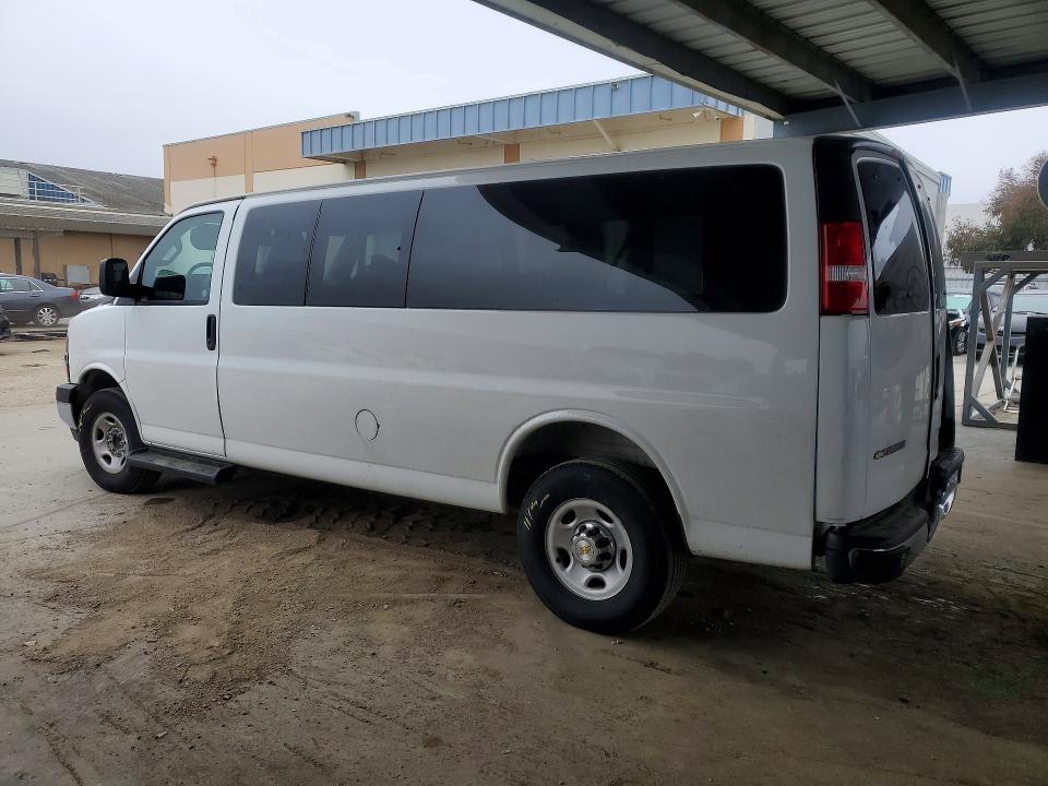 68521546 :رقم المزاد ، 1GAZGPFP2S1254198 vin ، 2025 Chevrolet Express G3500 مزاد بيع