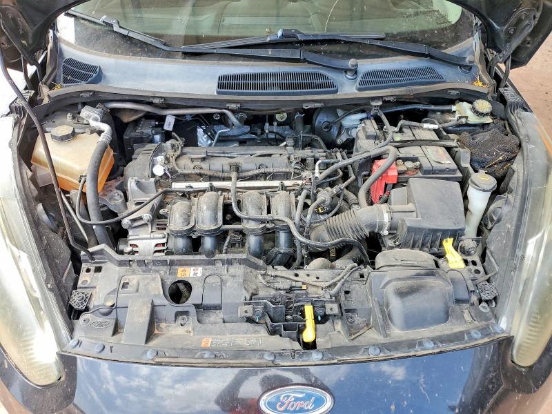 63477156 :رقم المزاد ، 3FADP4AJ4FM161992 vin ، 2015 Ford Fiesta مزاد بيع