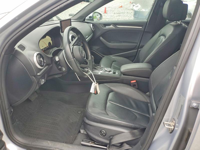 2018 Audi A3 მანქანა იყიდება აუქციონზე, vin: WAUJ8GFF8J1019325, აუქციონის ნომერი: 61905406