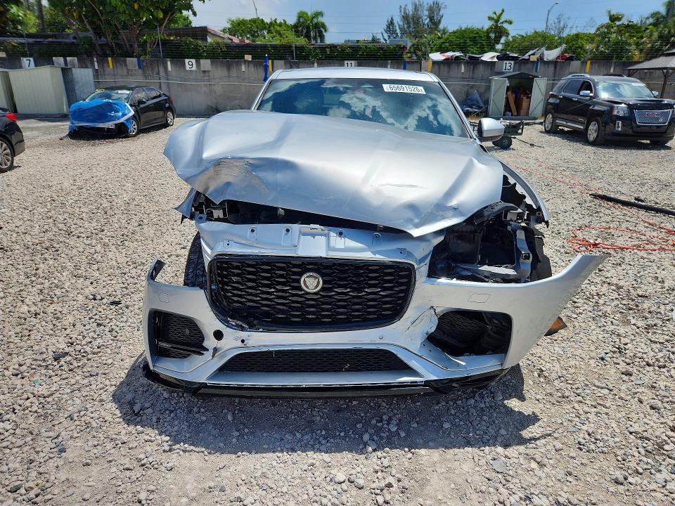 Продаж на аукціоні авто 2022 Jaguar F-pace, vin: SADCJ2EX5NA700422, номер лоту: 65691526