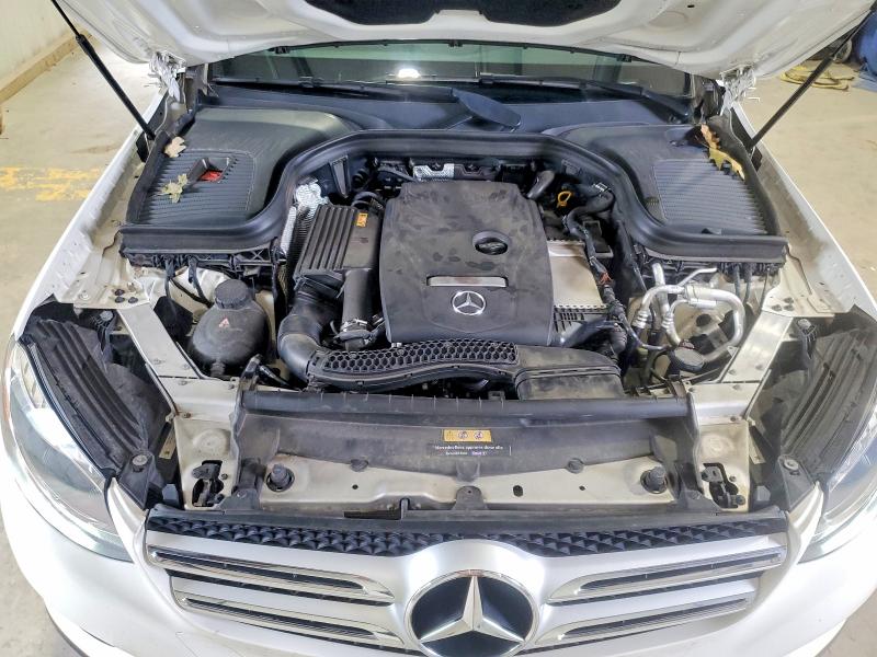 63398616 :رقم المزاد ، WDC0G4KB6JV090982 vin ، 2018 Mercedes-benz Glc مزاد بيع