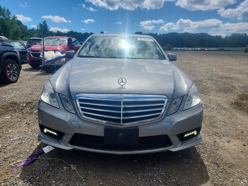 2011 Mercedes-benz E მანქანა იყიდება აუქციონზე, vin: WDDHF8HB8BA437382, აუქციონის ნომერი: 66100026