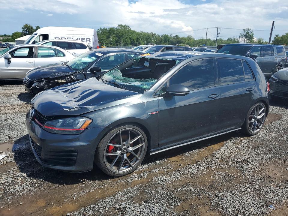 Продажа на аукционе авто 2015 Volkswagen Gti, vin: 3VW5T7AU4FM077223, номер лота: 62230826