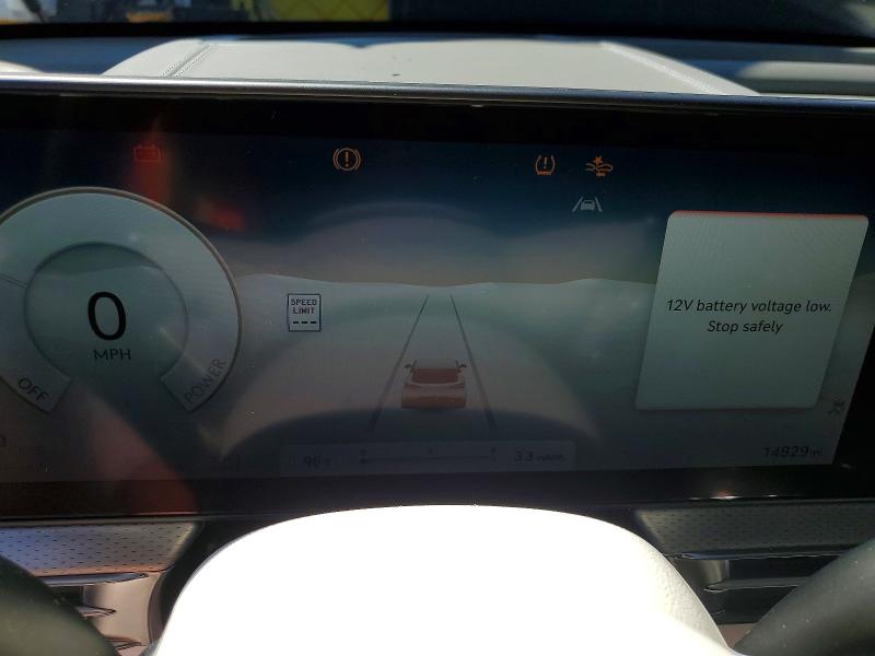 Продажа на аукционе авто 2024 Genesis Gv60, vin: KMUKEDSB7RU020555, номер лота: 65370386