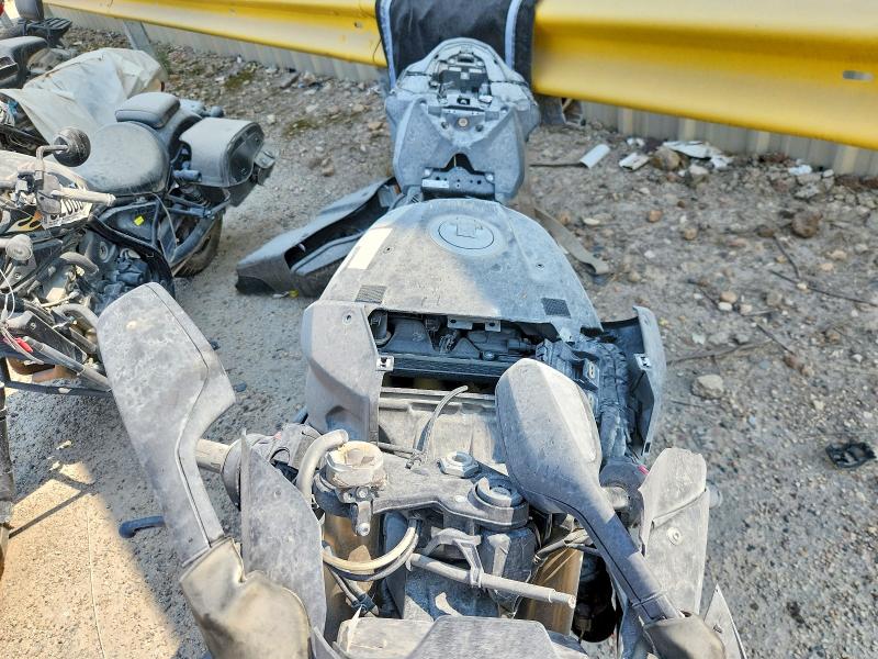61605366 :رقم المزاد ، WB10P230XS6L49702 vin ، 2025 Bmw S 1000 مزاد بيع