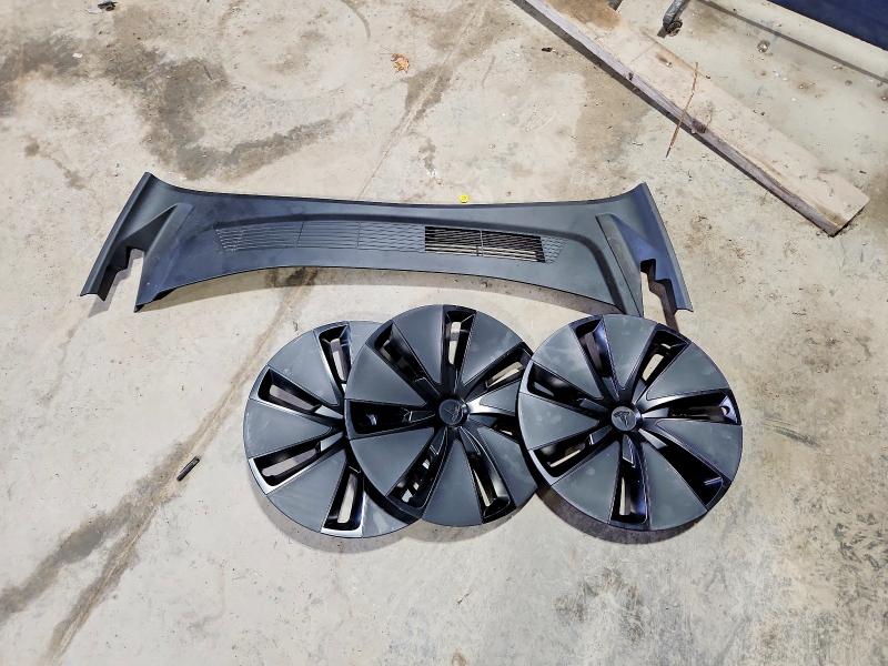 Продаж на аукціоні авто 2024 Tesla Model 3, vin: 5YJ3E1EB3RF750070, номер лоту: 61196036
