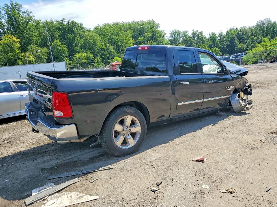 63521896 :رقم المزاد ، 1C6RR7GT5JS345379 vin ، 2018 Ram 1500 مزاد بيع