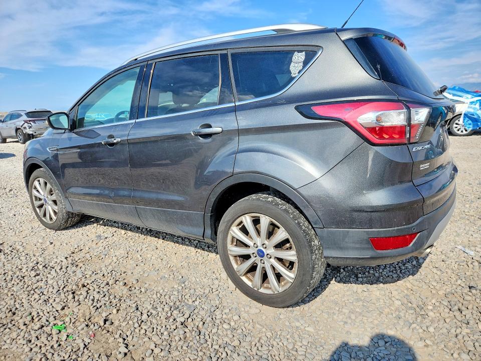 2017 Ford Escape მანქანა იყიდება აუქციონზე, vin: 1FMCU9J95HUC28868, აუქციონის ნომერი: 65379466