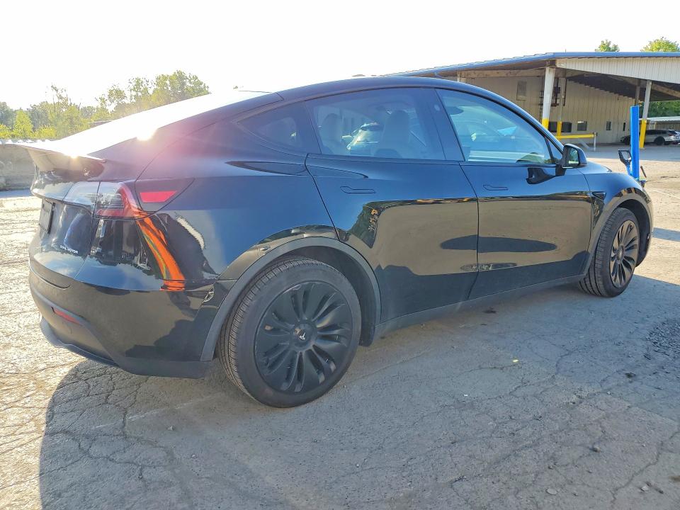 Продажа на аукционе авто 2023 Tesla Model Y, vin: 7SAYGDEE7PF858283, номер лота: 66810116