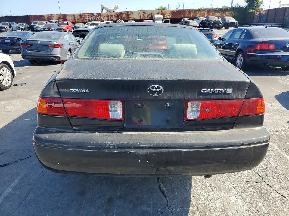2000 Toyota Camry მანქანა იყიდება აუქციონზე, vin: 4T1BG22K3YU946382, აუქციონის ნომერი: 63525856