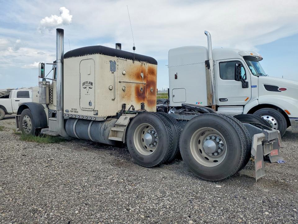 Продажа на аукционе авто 2001 Peterbilt 379, vin: 1XP5DU9X11D546705, номер лота: 63640506
