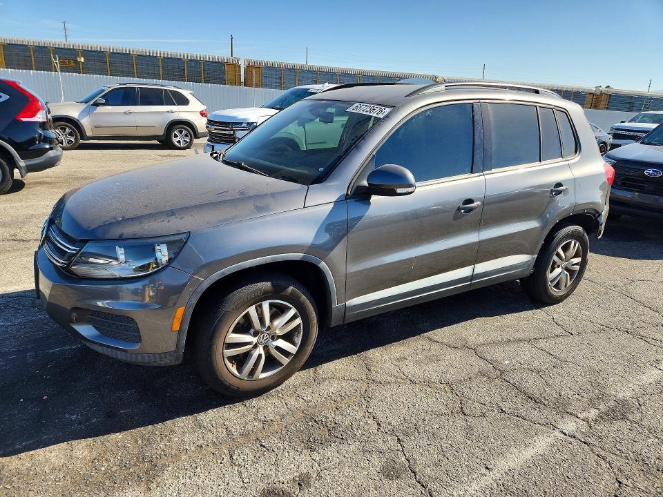 Aukcja sprzedaży 2017 Volkswagen Tiguan, vin: WVGAV7AX1HK039220, numer aukcji: 65723676